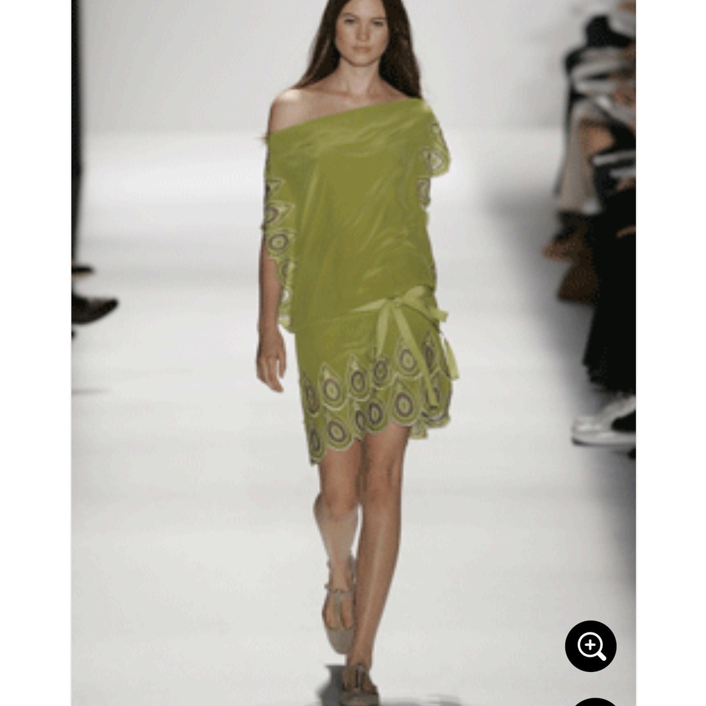 BCBGMAXAZRIA S Runway Silk Dress Chartreuse Green Embroidered Eyelet Luxury